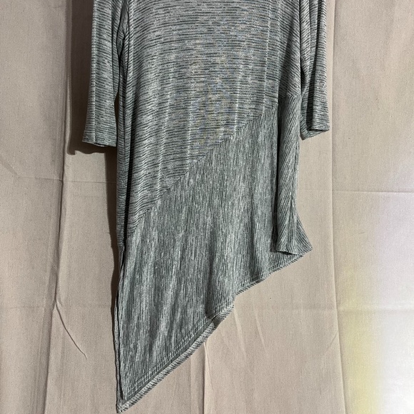 Sympli Sweater - Picture 3 of 5